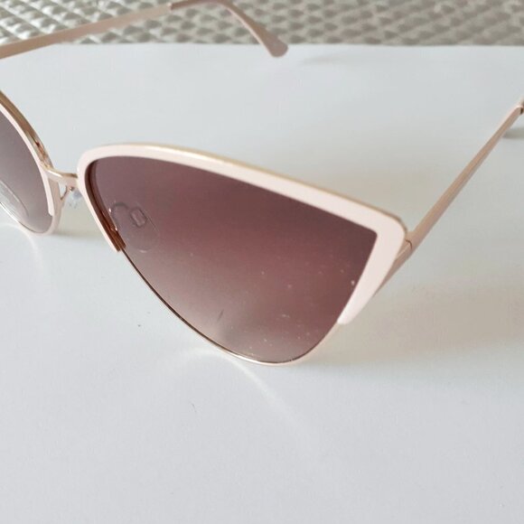 NWOT Aldo blush pink and shiny gold cat eye sunglasses - Picture 4 of 8